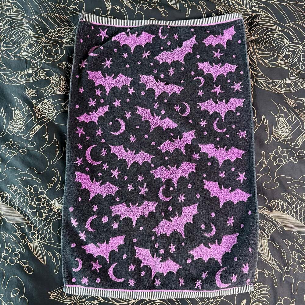 Caro Home Halloween Bat Moon Hand Towel Black Purple